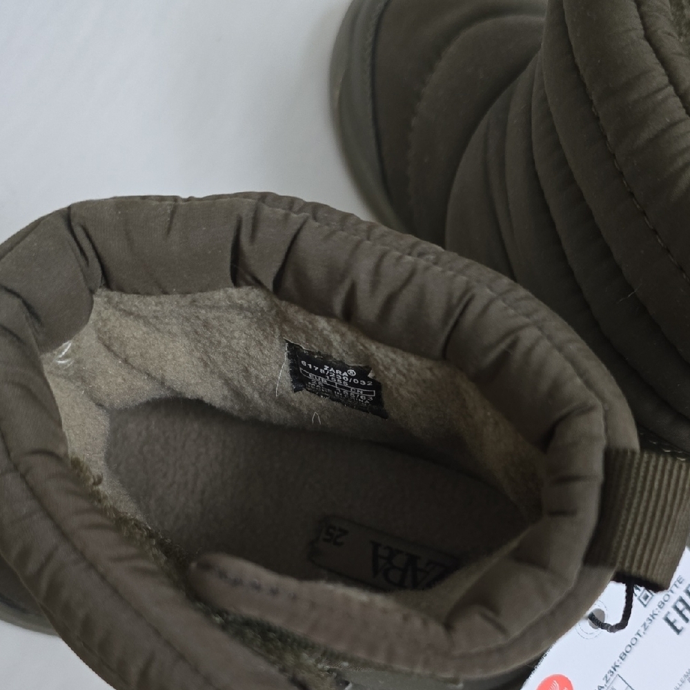 Zara Kids Puffer Boots - Olive Green - Picture 3 of 5